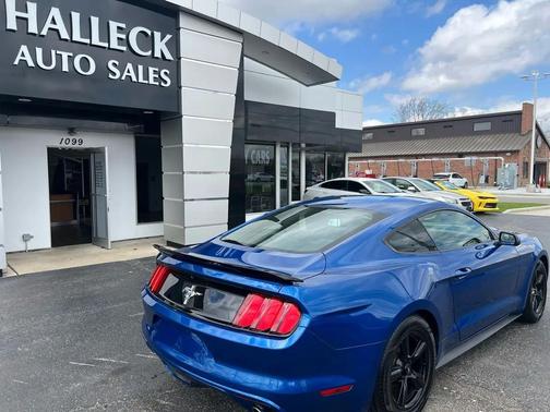 2017 Ford Mustang V6