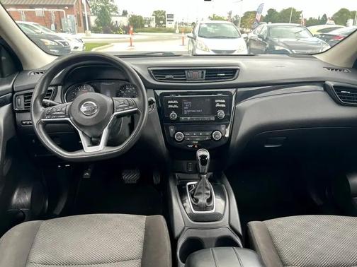 2018 Nissan Rogue Sport SV