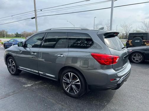 2019 Nissan Pathfinder Platinum