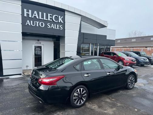 2018 Nissan Altima 2.5 SV