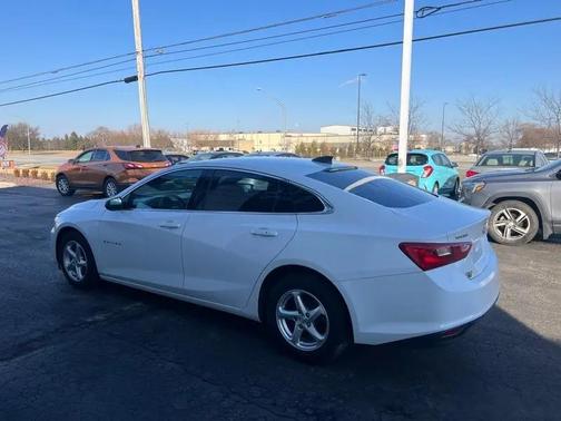 2018 Chevrolet Malibu 1LS