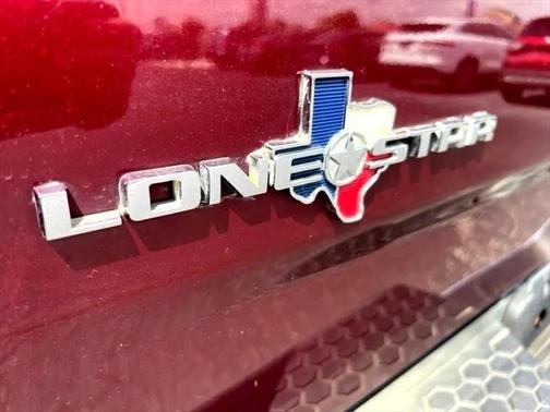 2016 RAM 1500 Lone Star 4x4 Crew Cab 5'7'' Box