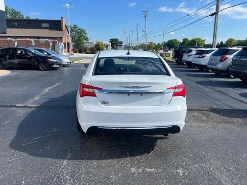 Bright White Clearcoat 2012 Chrysler 200 Touring