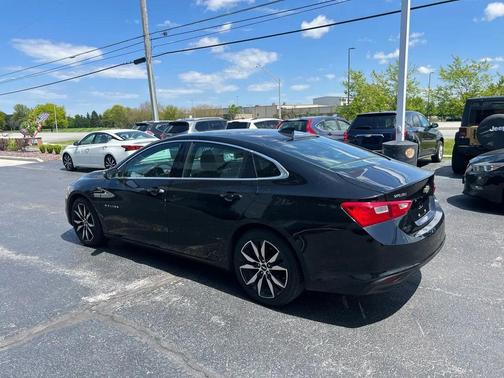 Black 2017 Chevrolet Malibu 1LT