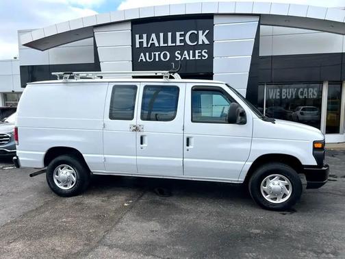 2010 Ford E250 Base