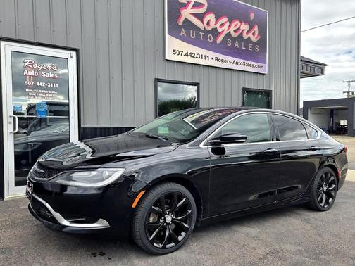 2016 Chrysler 200 C