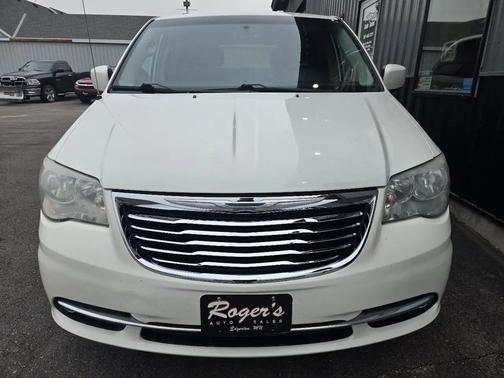 2012 Chrysler Town & Country Touring