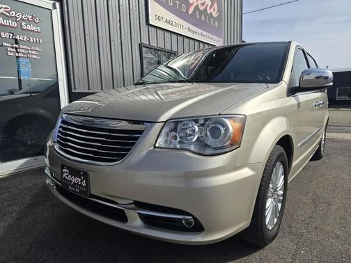 2014 Chrysler Town & Country Limited