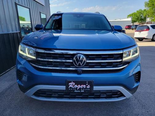 Blue 2021 Volkswagen Atlas 3.6L SEL Premium