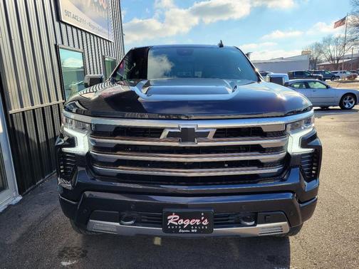 2022 Chevrolet Silverado 1500 High Country