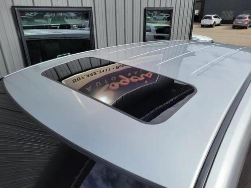 Silver 2011 Honda Odyssey EX-L