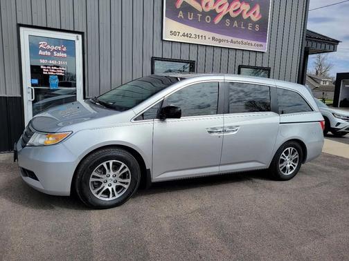 Silver 2011 Honda Odyssey EX-L