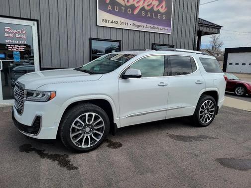 2020 GMC Acadia Denali