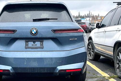 2026 BMW iX xDrive45