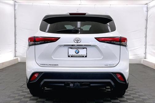 2021 Toyota Highlander LE