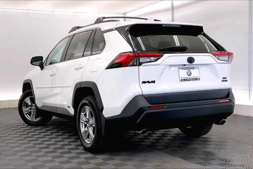 2023 Toyota RAV4 Hybrid XLE