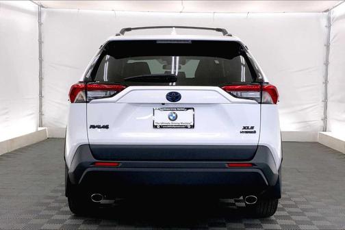 2023 Toyota RAV4 Hybrid XLE