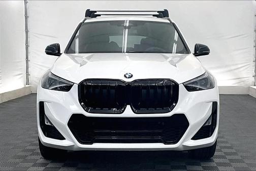 Alpine White 2026 BMW X1 xDrive28i