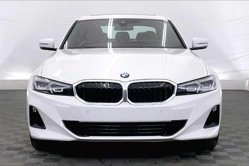 2025 BMW 330 i xDrive