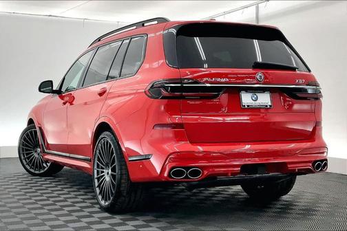 2026 BMW ALPINA XB7 Base