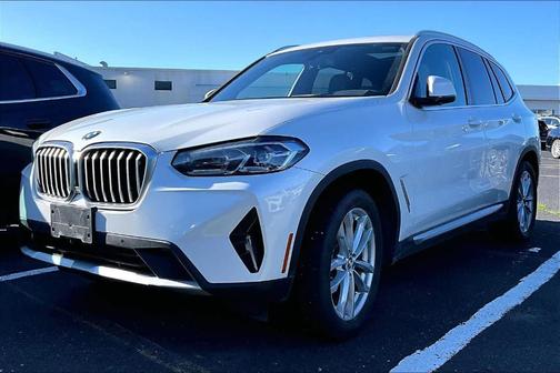 Mineral White Metallic 2023 BMW X3 xDrive30i