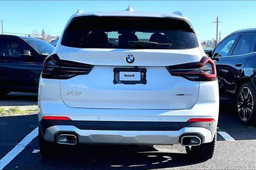 Mineral White Metallic 2023 BMW X3 xDrive30i