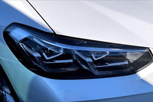 Mineral White Metallic 2023 BMW X3 xDrive30i