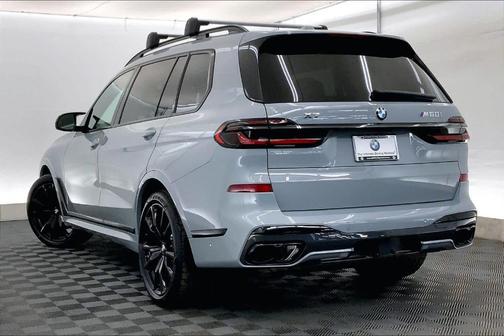 2026 BMW X7 M60i