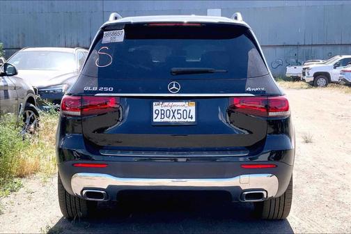 2022 Mercedes-Benz GLB 250 Base 4MATIC