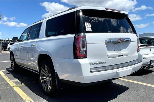 White Frost Tri-Coat 2019 GMC Yukon XL Denali