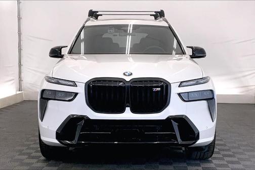 2026 BMW X7 M60i