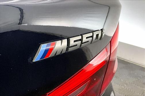 Carbon Black Metallic 2018 BMW M550 i xDrive