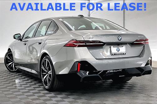 2025 BMW 550e xDrive