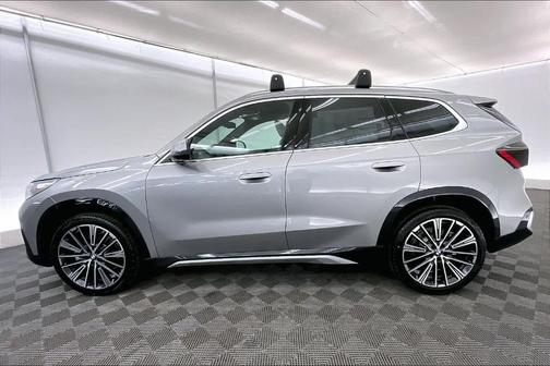 Space Silver 2026 BMW X1 xDrive28i