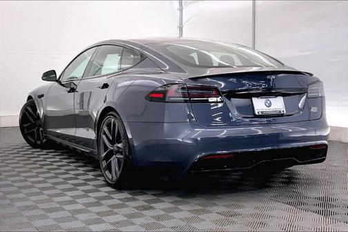 2022 Tesla Model S Plaid