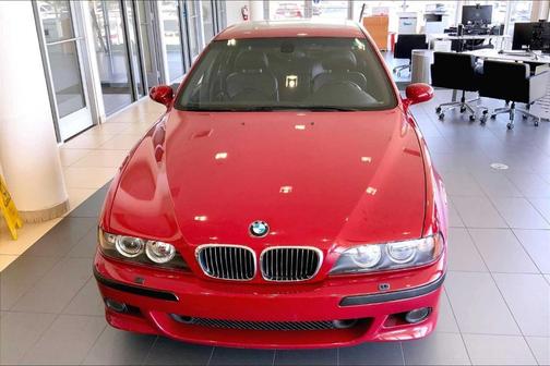 2001 BMW M5