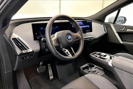 2026 BMW iX xDrive60