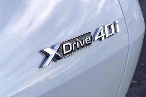 2025 BMW X6 xDrive40i