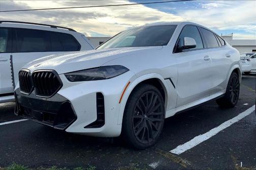 2025 BMW X6 xDrive40i
