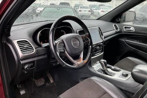 2020 Jeep Grand Cherokee Laredo