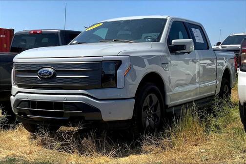 2023 Ford F-150 Lightning LARIAT