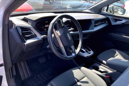 2024 Audi Q4 e-tron 55 quattro Premium