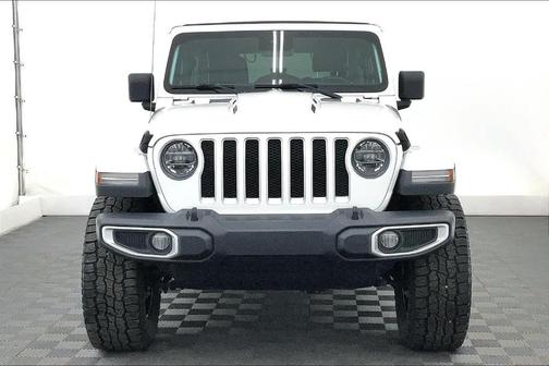 Bright White 2020 Jeep Wrangler Unlimited Sahara