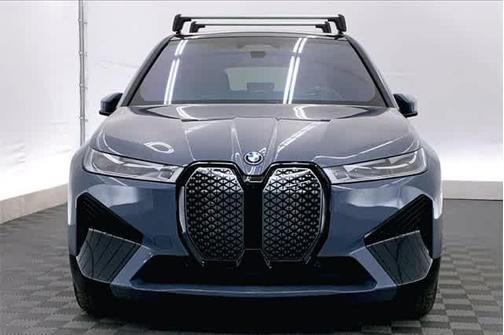 2025 BMW iX M60