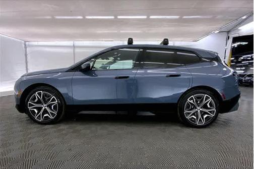 2025 BMW iX M60