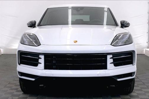 2024 Porsche Cayenne Base