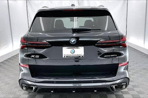 Black Sapphire Metallic 2026 BMW X5 PHEV xDrive50e