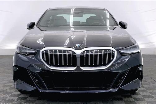 2024 BMW 530 i xDrive