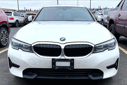 2021 BMW 330 i xDrive