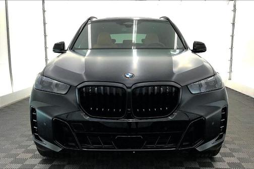 Frozen Black 2026 BMW X5 xDrive40i